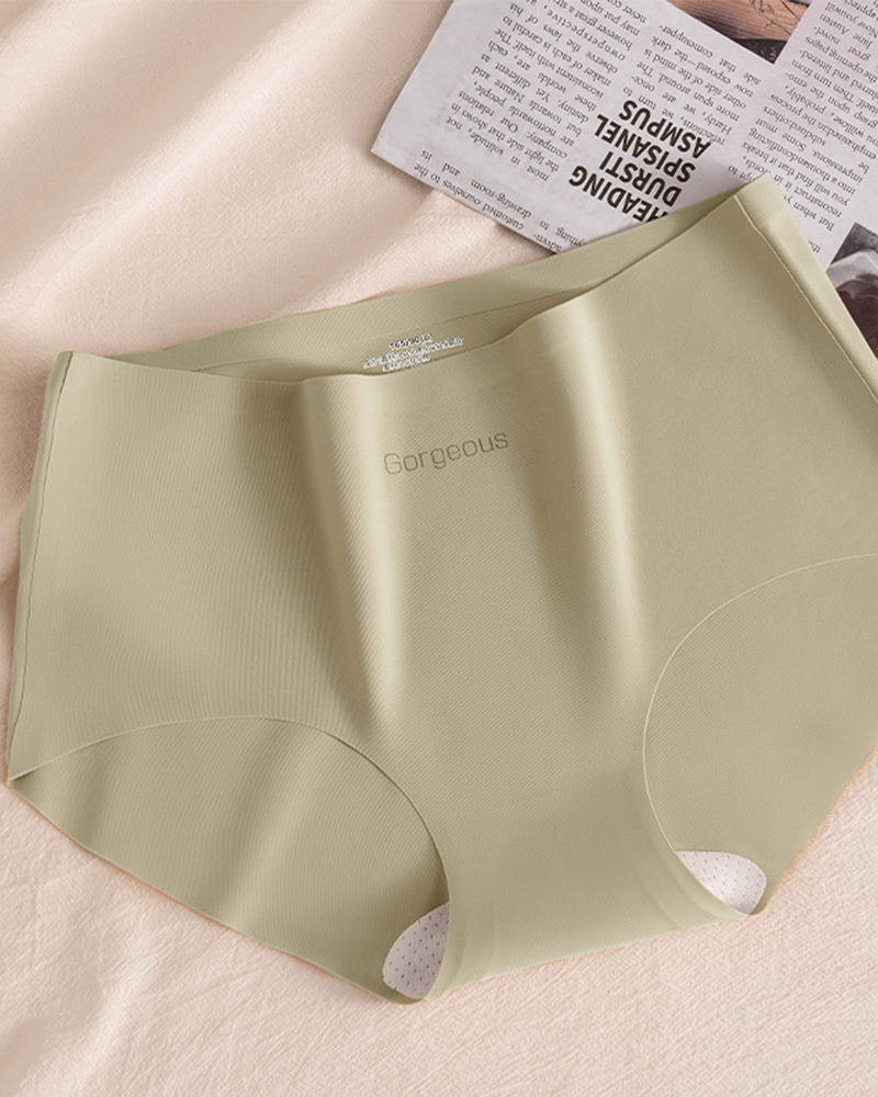 Yoga Fitness Mulberry Silk Antibacterial Seamless Underwear