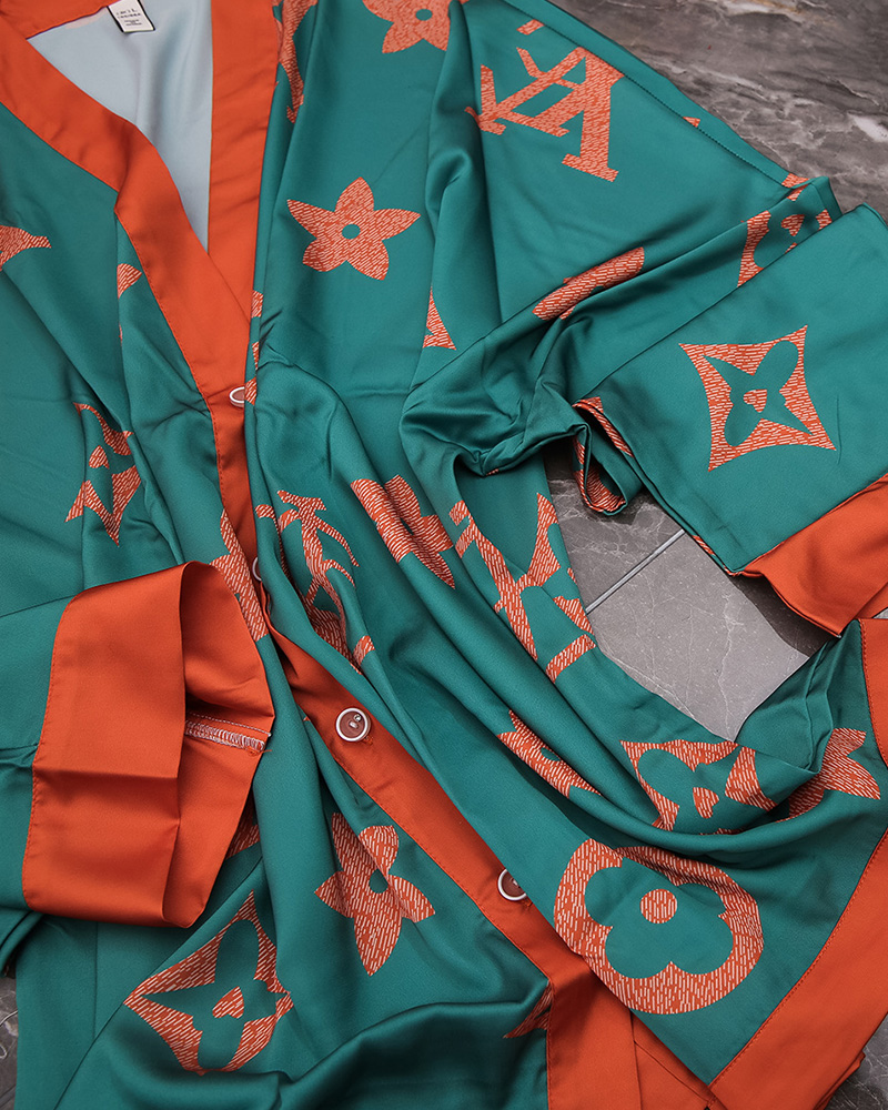 Imitation Silk Printed Pajamas Set