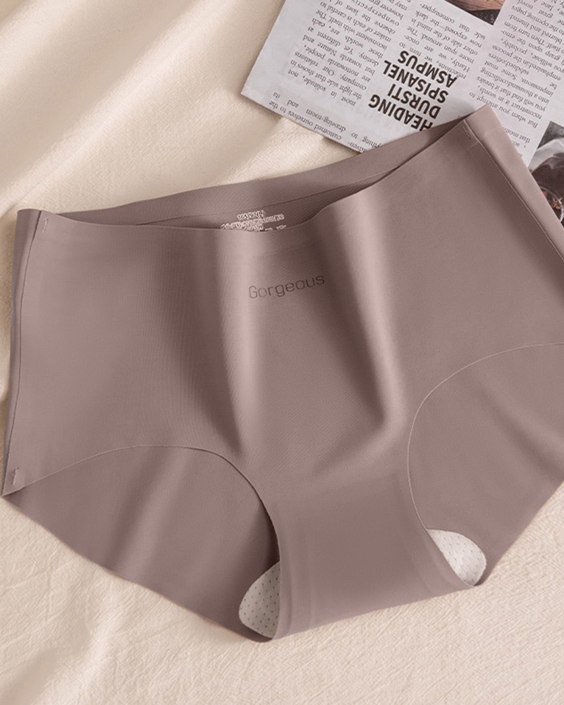 Yoga Fitness Mulberry Silk Antibacterial Seamless Underwear